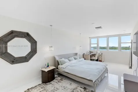 10275 Collins Avenue Bal Harbour FL 33154
