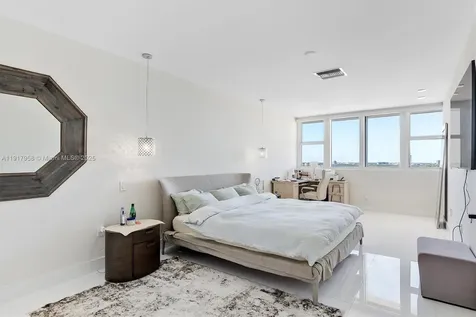 10275 Collins Avenue Bal Harbour FL 33154