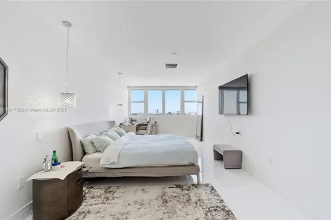 10275 Collins Avenue Bal Harbour FL 33154