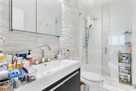 10275 Collins Avenue Bal Harbour FL 33154