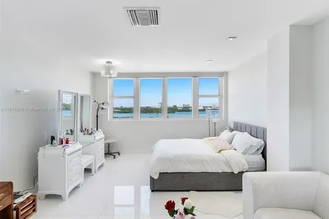 10275 Collins Avenue Bal Harbour FL 33154