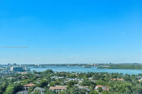 10275 Collins Avenue Bal Harbour FL 33154