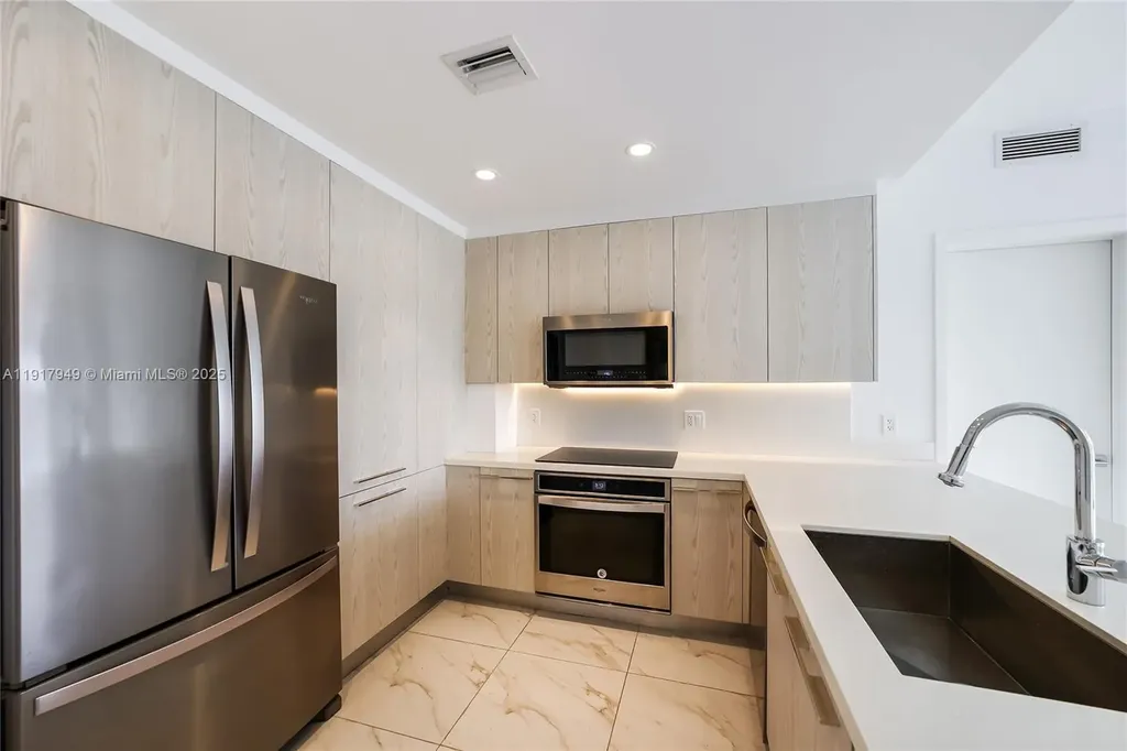 2000 Metropica Way Sunrise FL 33323