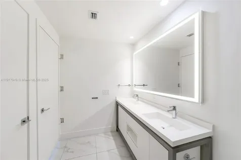 2000 Metropica Way Sunrise FL 33323