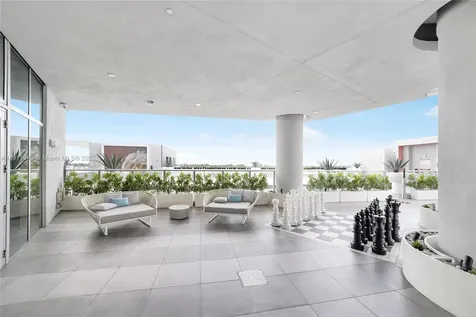 2000 Metropica Way Sunrise FL 33323