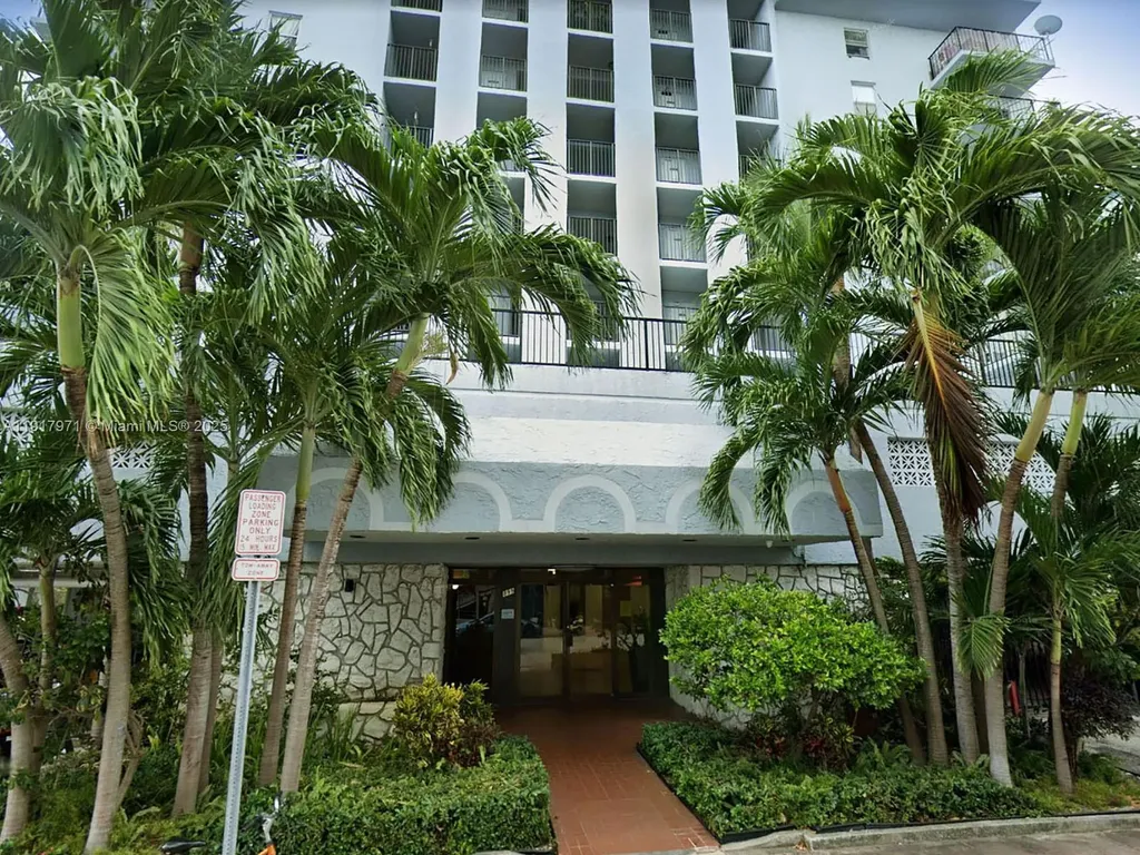 899 West Avenue Miami Beach FL 33139