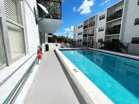 899 West Avenue Miami Beach FL 33139