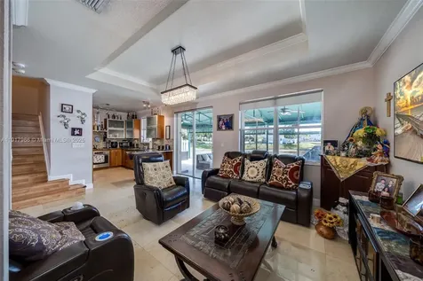 15242 SW 8th Way Miami FL 33194