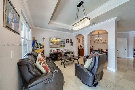 15242 SW 8th Way Miami FL 33194