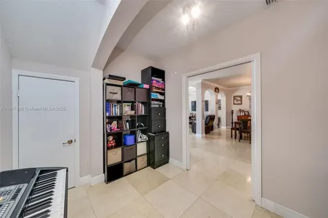 15242 SW 8th Way Miami FL 33194