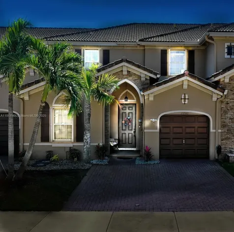 15242 SW 8th Way Miami FL 33194