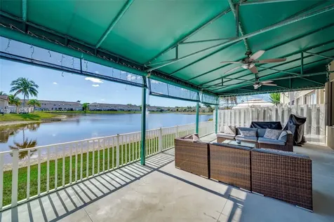 15242 SW 8th Way Miami FL 33194
