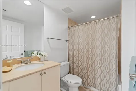 1745 E Hallandale Beach Boulevard Hallandale Beach FL 33009