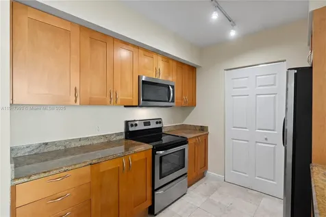 1745 E Hallandale Beach Boulevard Hallandale Beach FL 33009