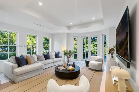 2219 Ibis Isle Road E Palm Beach FL 33480