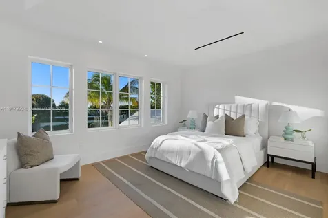 2219 Ibis Isle Road E Palm Beach FL 33480