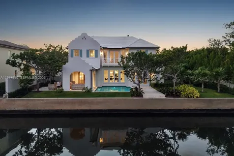 2219 Ibis Isle Road E Palm Beach FL 33480