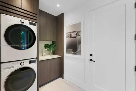 2219 Ibis Isle Road E Palm Beach FL 33480