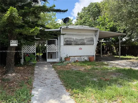 5964 Tiffany Place West Palm Beach FL 33417