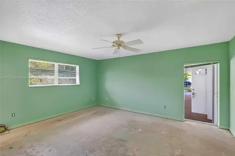 10101 SW 138th Street Miami FL 33176