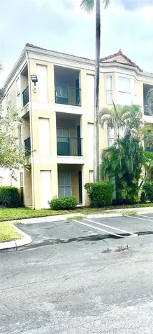 977 Riverside Drive Coral Springs FL 33071