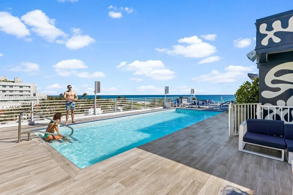 1024 Ocean Drive Miami Beach FL 33139