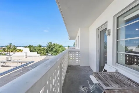 1024 Ocean Drive Miami Beach FL 33139