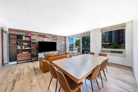 1541 Brickell Avenue Miami FL 33129