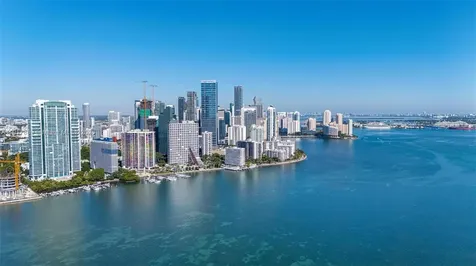 1541 Brickell Avenue Miami FL 33129