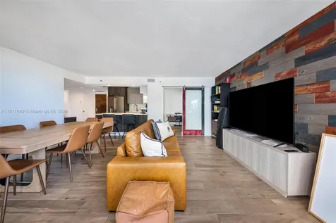 1541 Brickell Avenue Miami FL 33129