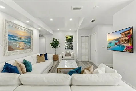 5820 NW 3 Avenue Miami FL 33127