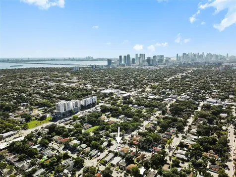 5820 NW 3 Avenue Miami FL 33127