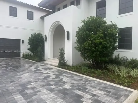 1221 Anastasia Avenue Coral Gables FL 33134