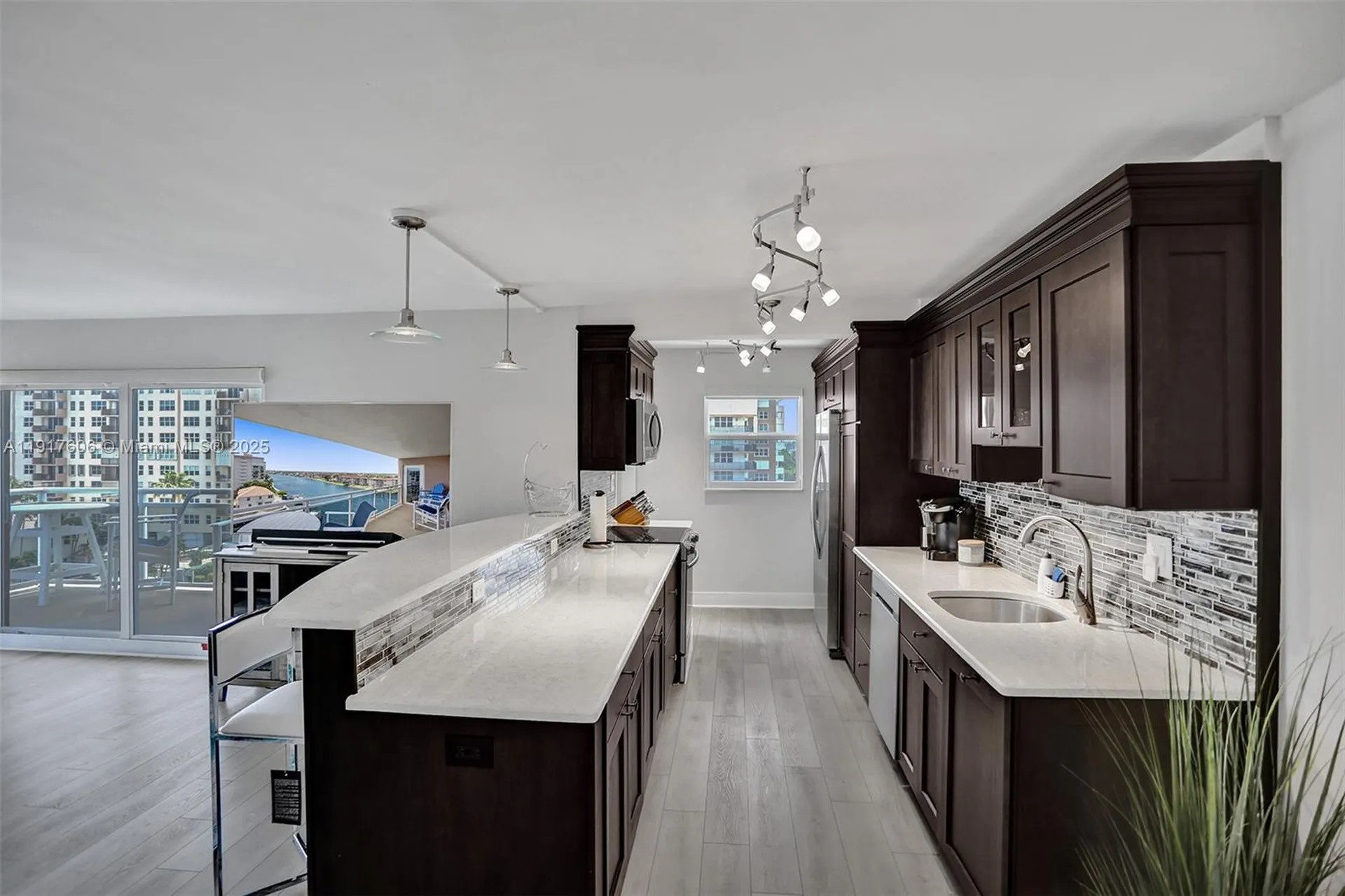 1160 Hillsboro Mile Hillsboro Beach FL 33062
