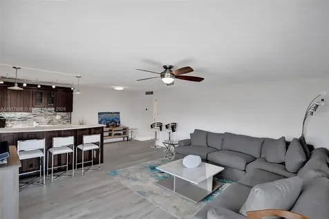 1160 Hillsboro Mile Hillsboro Beach FL 33062