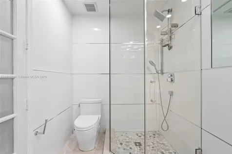 6124 Paradise Point Drive Palmetto Bay FL 33157