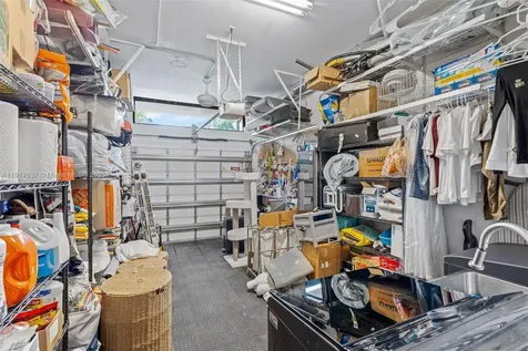 6124 Paradise Point Drive Palmetto Bay FL 33157