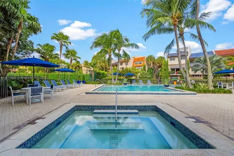 6124 Paradise Point Drive Palmetto Bay FL 33157