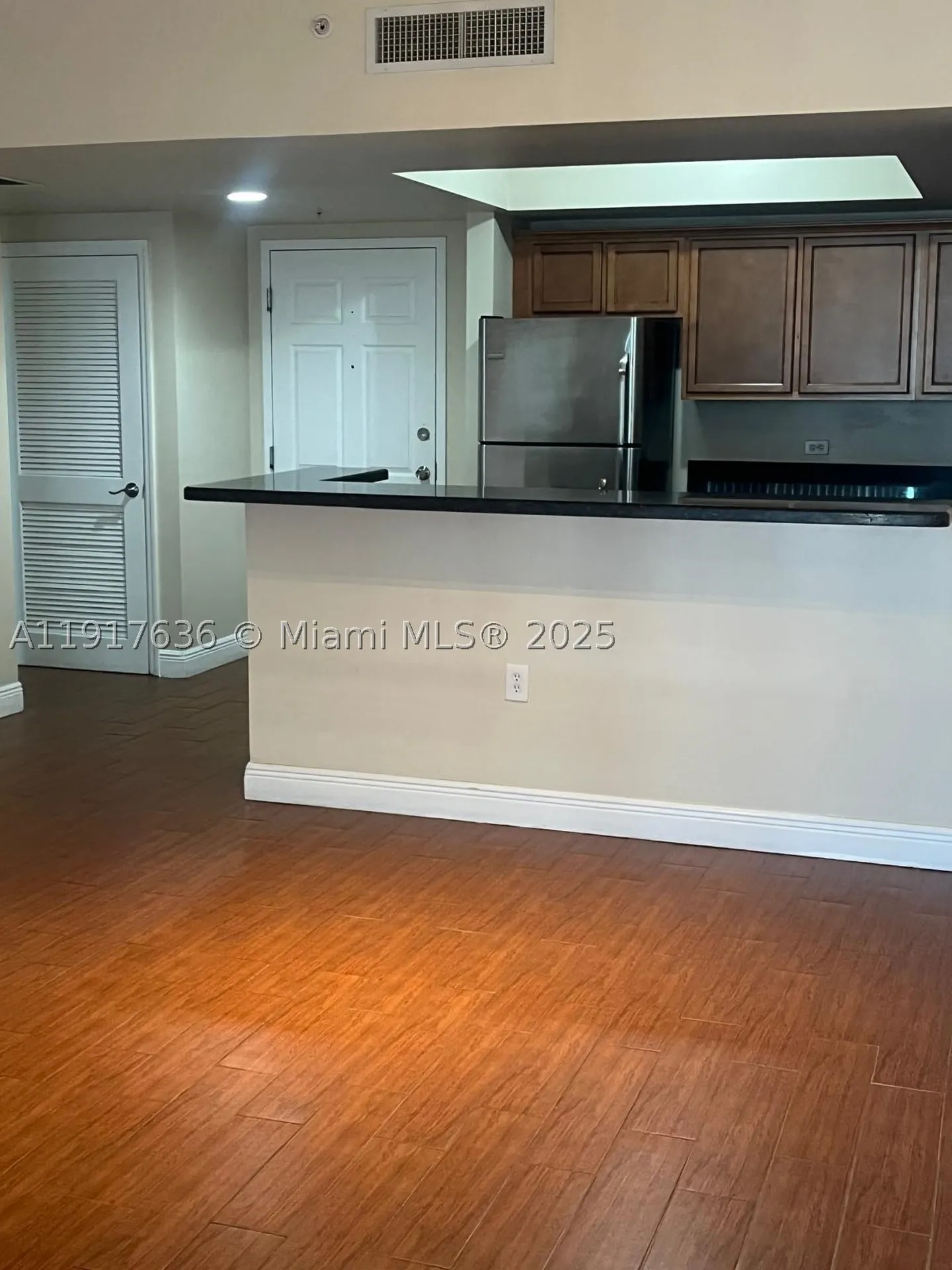 140 S Dixie Highway Hollywood FL 33020