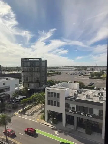 800 N Federal Highway Hallandale Beach FL 33009