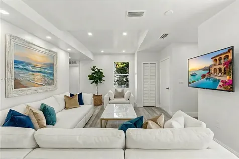 305 NW 58th Street Miami FL 33127