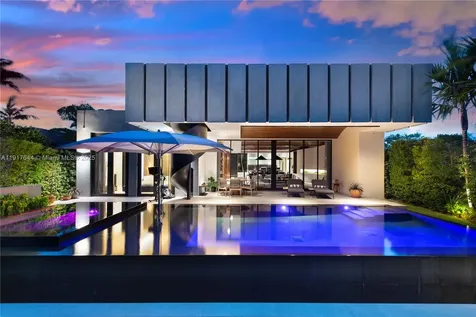 8055 Noremac Avenue Miami Beach FL 33141