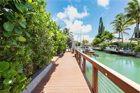 8055 Noremac Avenue Miami Beach FL 33141