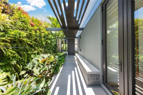8055 Noremac Avenue Miami Beach FL 33141