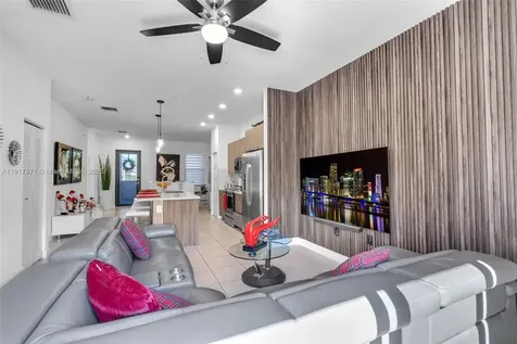 7915 NW 104th Avenue Doral FL 33178