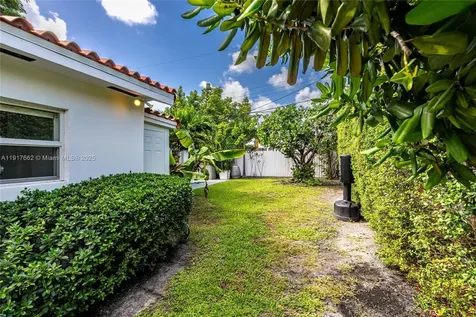 1360 SW 16th Street Miami FL 33145