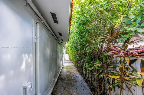 1360 SW 16th Street Miami FL 33145