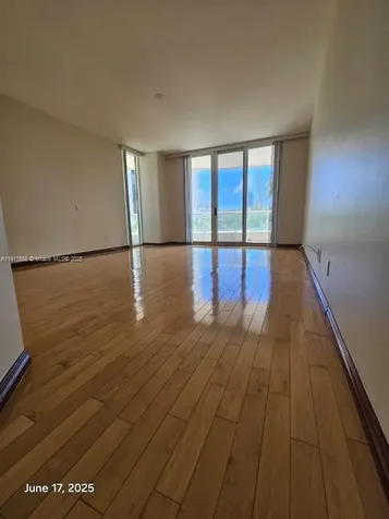 21050 Point Place Aventura FL 33180