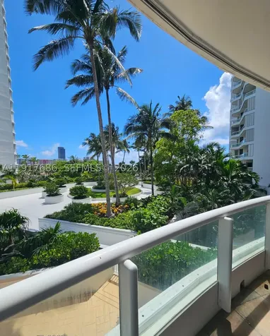 21050 Point Place Aventura FL 33180