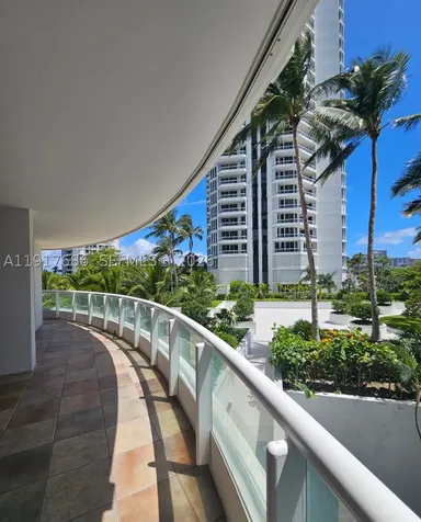 21050 Point Place Aventura FL 33180